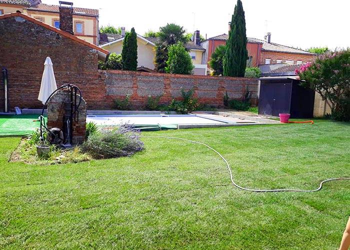 jardin avec piscine après